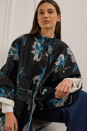 ONE SIZE OVERSIZED FLORAL COAT